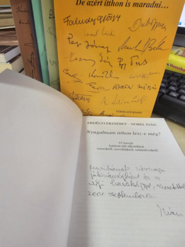 Hat�rokon j�rok �r�kk�... + Induljunk teh�t: otthonr�l haza + �n otthon vagyok k�lt�...+ �r�kk� itthon m�r e t�jban+ De az�rt itthon is maradni...+ Nyugalmam itthon lesz-e m�g?