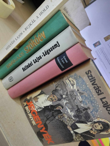 5db Szilvsi ktet, KNYVMENT AJNLAT: Bujkl a hold, Szkv, Lgszomj, Karcsony, Jegenyk-A Bojnyik