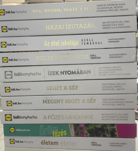 10 db. Lidl szakcsknyv:zek nyomban, A fzs mindenki, Hazai zutazs, Segt a sf, Megint segt a sf, Mg mindig segt a sf, Az tel iskolja, telek s vszakok, letem telei, rmfzs