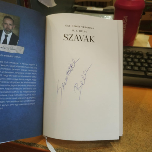 Szavak