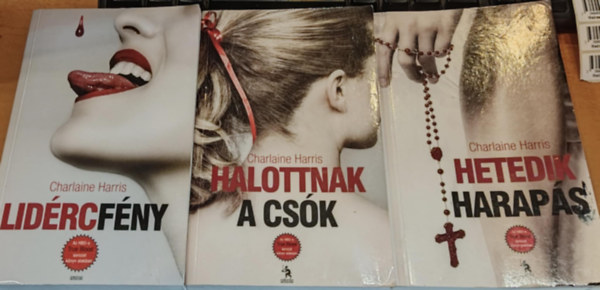 3 db True Blood: 5.: Lidrcfny + 6.: Halottnak a csk + 7.: Hetedik haraps