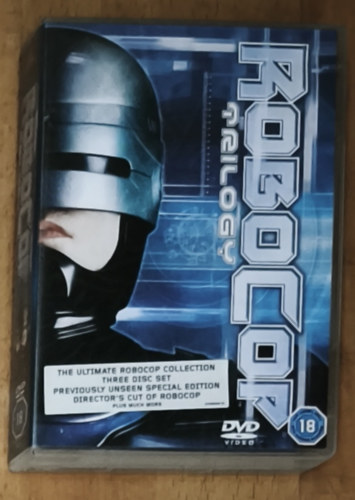 RoboCop Trilogy (Robotzsaru tril�gia) DVD