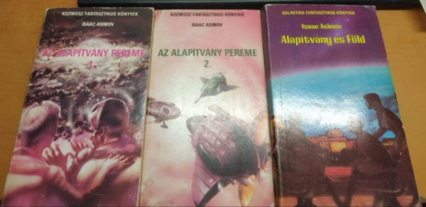 Az alap�tv�ny pereme I-II. + Alap�tv�ny �s F�ld - 3 darab Asimov k�nyv