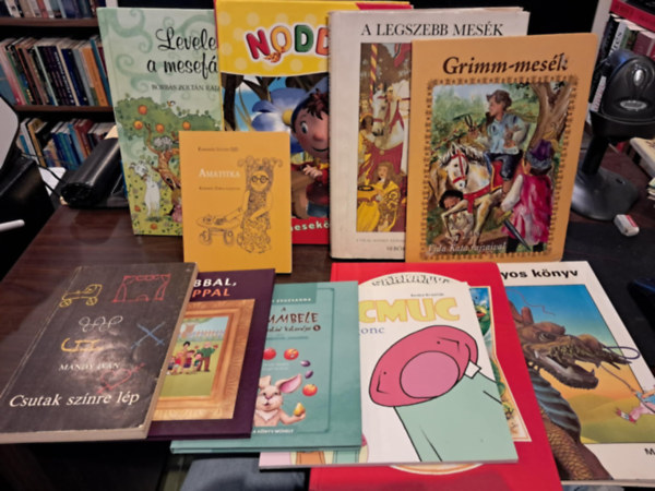 11 db-os MESE KNYVMENT AJNLAT: Noddy Nagy meseknyv 1.+Levelek a mesefrl +A srknyl Psztorlegny+Csutak sznre lp+