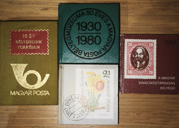 4db blyegekkel kapcsolatos miniknyv - 30 ves blyegeink tkrben, A Magyar Posta Blyegmzeuma 50 ves, A Magyar Tancskztrsasg blyegei, Pro Philatelia-Az tvenedik Magyar Blyegnap alkalmbl