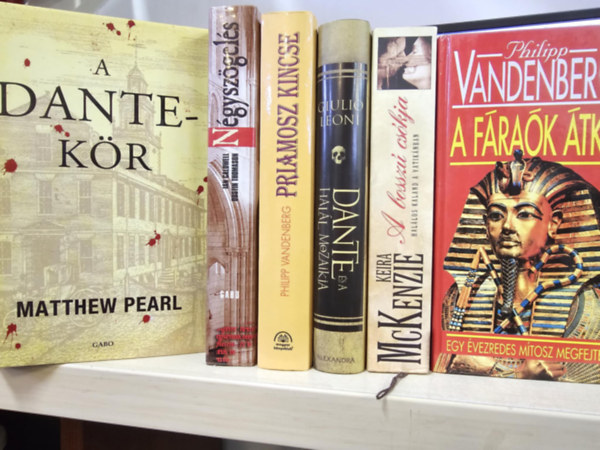 6db reg�ny K�NYVMENT� AJ�NLAT: A Dante-k�r+ N�gysz�gel�s+ Priamosz kincse+ Dante �s a hal�l mozaikja+ A bossz� cs�kja+ A f�ra�k �tka