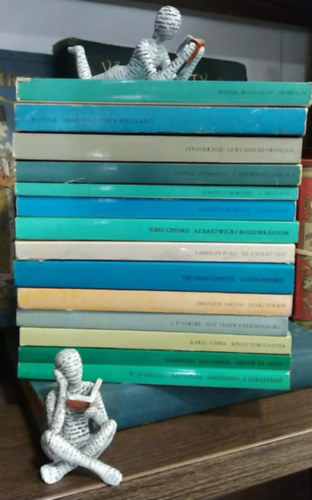 14 db-os K�NYVMENT� AJ�NLAT, pr�za: Ashenden, a h�rszerz�+ Akkor �s most+ K�nos t�rt�netek+ Egy vez�r gyermekkora+ Senki f�ldje+ Hidegv�rrel+ Az �j szel�d tr�nj�n+ Az utols� �gy+ Az Eastwicki boszork�nyok+ Az unalom+ A megvet�s+