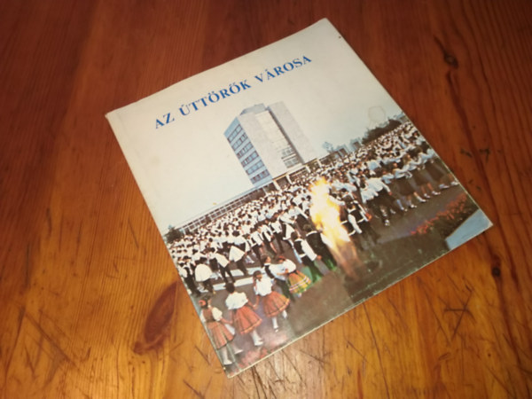 az �tt�r�k v�rosa