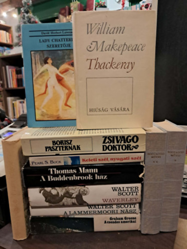 David Herbert Lawrence, Simon Vestdijk, Boccaccio, Borisz Paszternak, Thomas Mann, Scott Walter, Graham Greene William Makepeace Thackeray - 10 db-os világirodalmi könyvcsomag 11 kötetben, KÖNYVMENTŐ AJÁNLAT: Hiúság vására, Lady Chatterley szeretője, A rum szigete, Zsivágo doktor, Keleti szél, nyugati szél, Waverley, A lammermoori nász, A csendes amerikai, Boccaccio művei