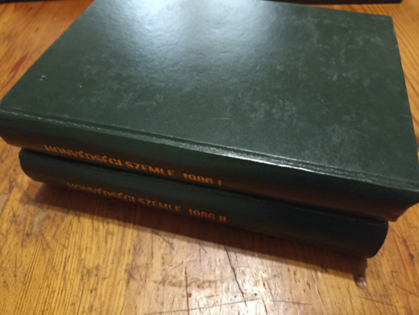 Honv�ds�gi szemle 1986 I.-II.K�tet (teljes �vfolyam.