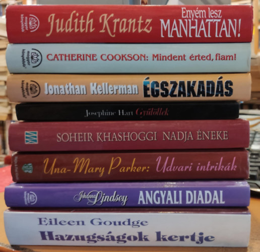 8 db romantikus: Enym lesz Manhattan!; Mindent rted, fiam!; gszakads; Gylllek!; Nadja neke; Udvari intrikk; Angyali diadal; Hazugsgok kertje