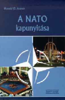 A NATO kapunyitsa. Az j korszak s a szervezet talaktsa