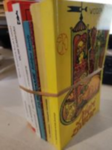 6 db-os KNYVMENT AJNLAT, P. G. Wodehouse knyvcsomag: Valami sumksg + Bertie Wooster llja a sarat + Egy pelikn Blandingsben + Kedlyes kastly + Forduljon Psmithhez + Nyri zivatar
