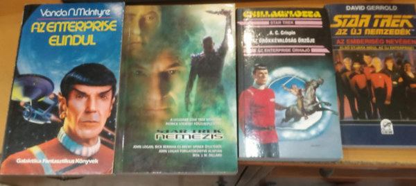 4 db Star Trek: Az Enterprise elindul + Nemezis + Az rkkvalsg rzje + Az emberisg nevben